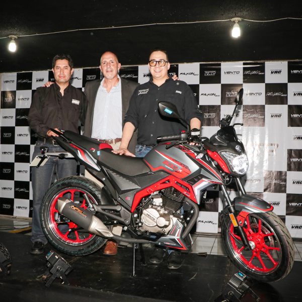 Motoshop VRC trae a Guatemala la nueva línea de motocicleta Falkon 200