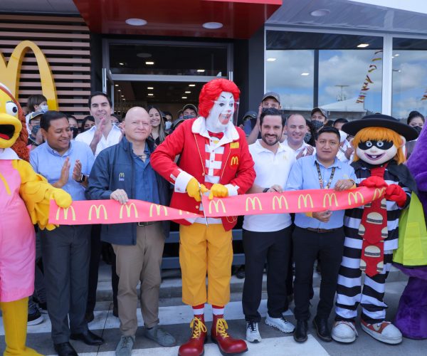 McDonald’s inaugura dos restaurantes en Guatemala