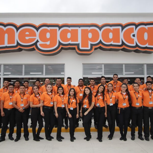 Megapaca anuncia la décima edición del Día del<br>Buen Chapín: «Tu bondad está de estreno»