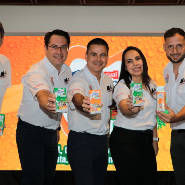 Bifrutas De la Granja trae todo lo bueno de la fruta y de la leche en una misma bebida 