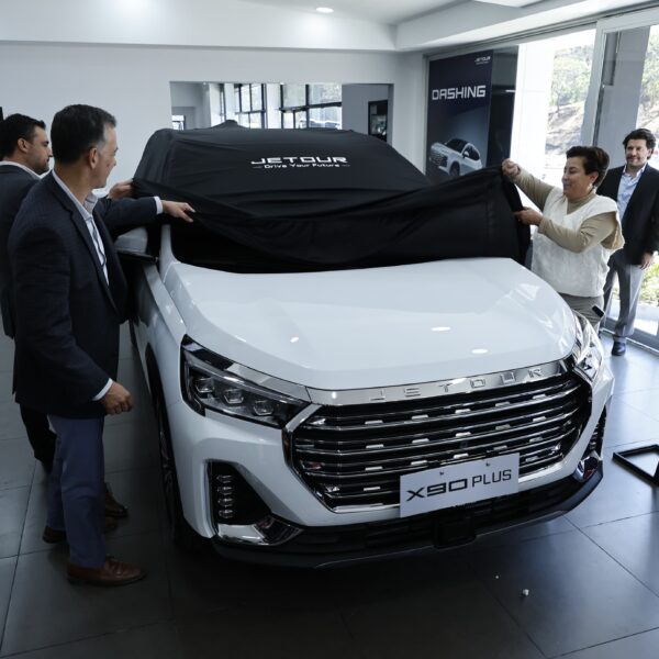 Grupo Los Tres anuncia la llegada de la marca JETOUR a Guatemala