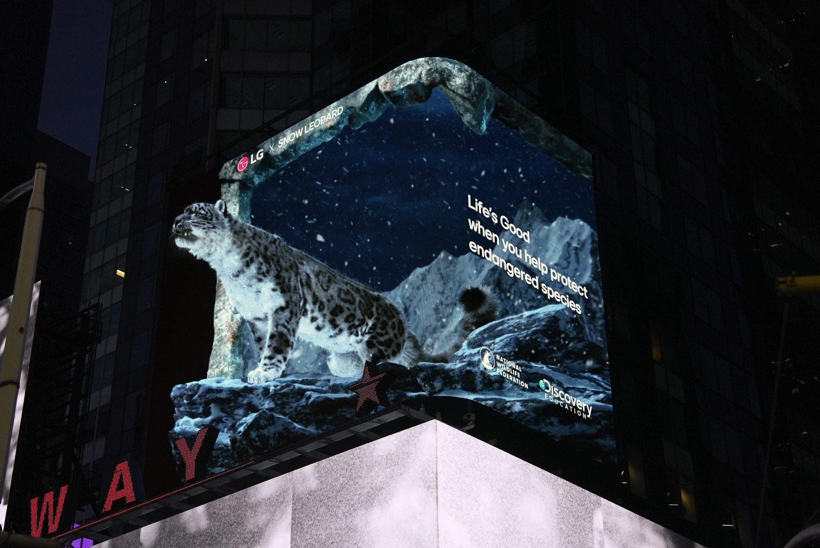 LG lanza campaña de concienciación sobre especies vulnerables y en peligro en Times Square