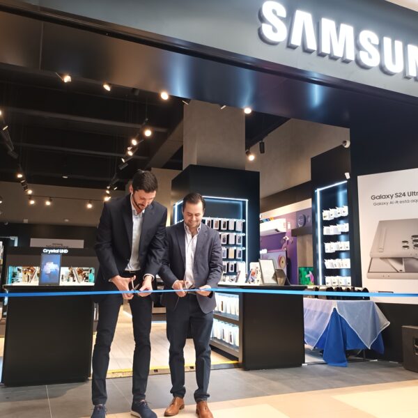 Samsung inaugura nueva tienda SmartThings en Naranjo Mall