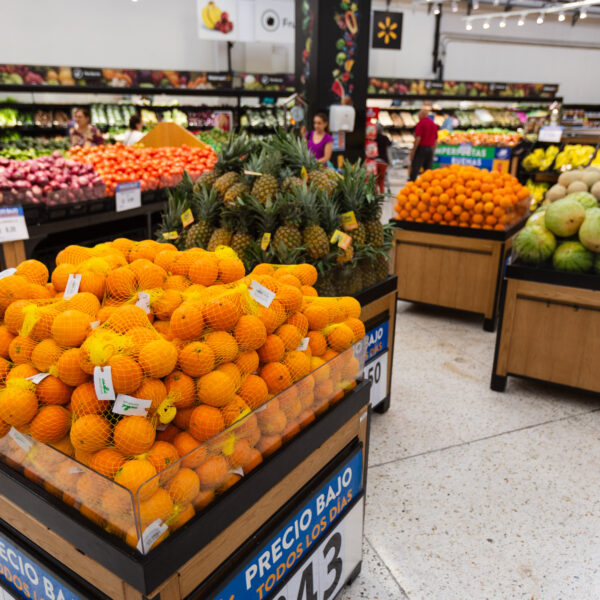 Walmart busca transformar sus residuos orgánicos en alimentos para animales y combustible