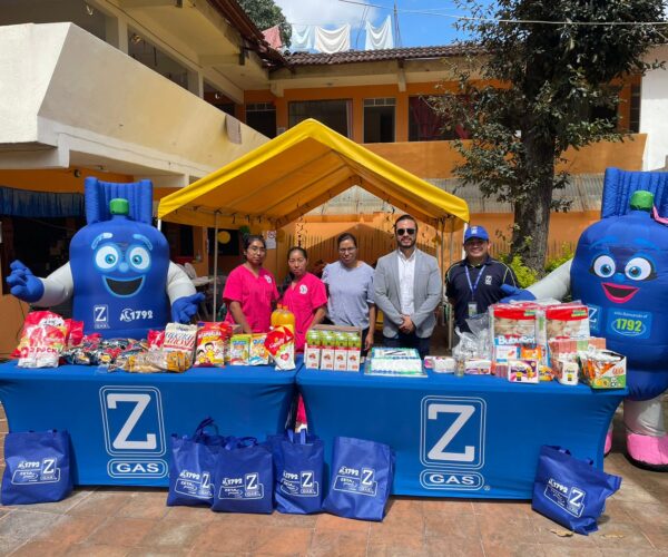 Zeta Gas festeja el día del niño junto a Hospicio San José y Hogar Luz de María