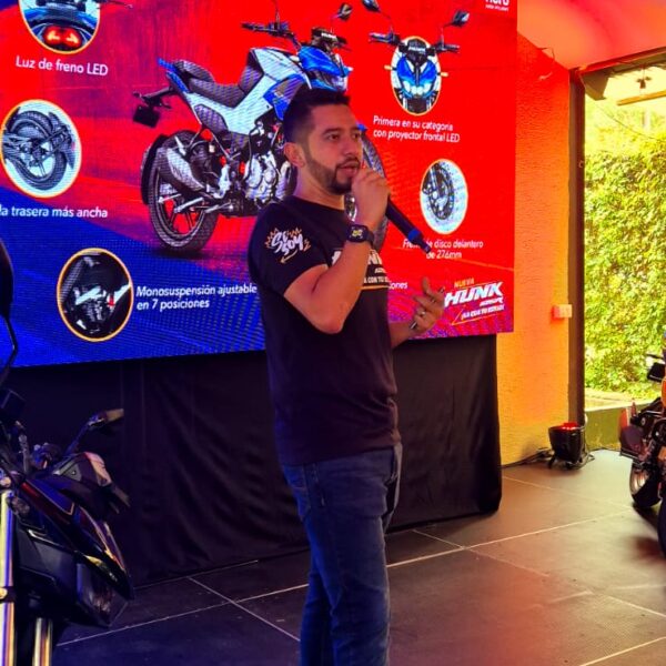 HERO Motocorp lanza la nueva HUNK 125R