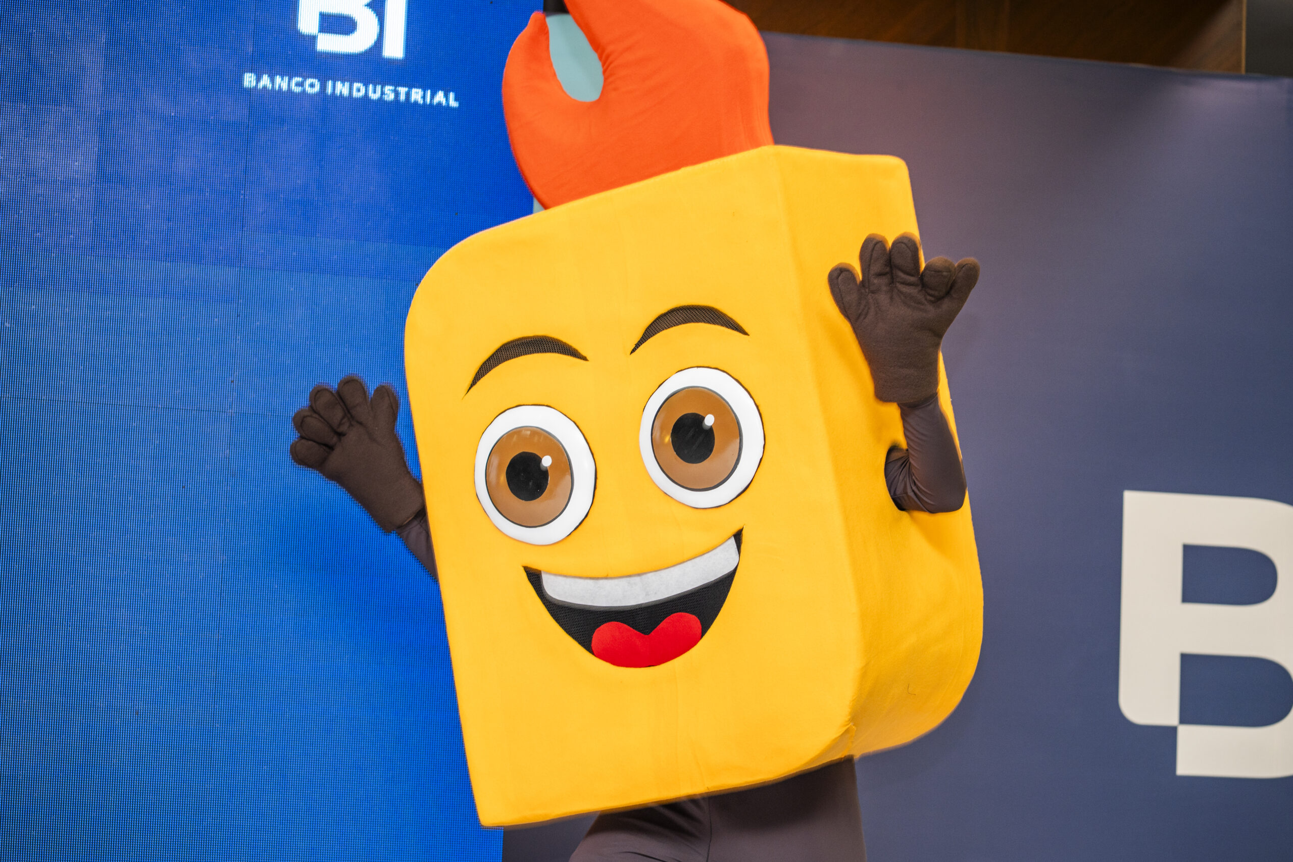 Banco Industrial lanza campaña para premiar a Tarjetahabientes Bi
