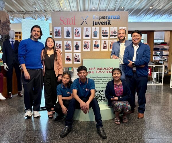 Junto a la Fundación Esperanza Juvenil, Saúl E. Méndez busca impactar positivamente en la comunidad