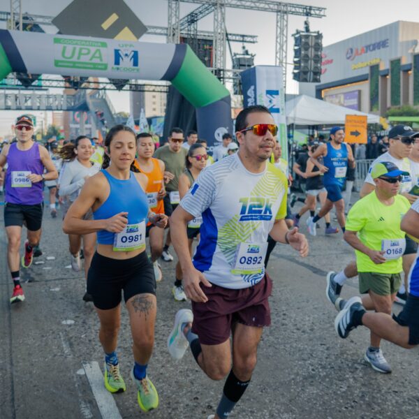 Pradera Vistares hace entrega de fondos recaudados en la Carrera 12 k