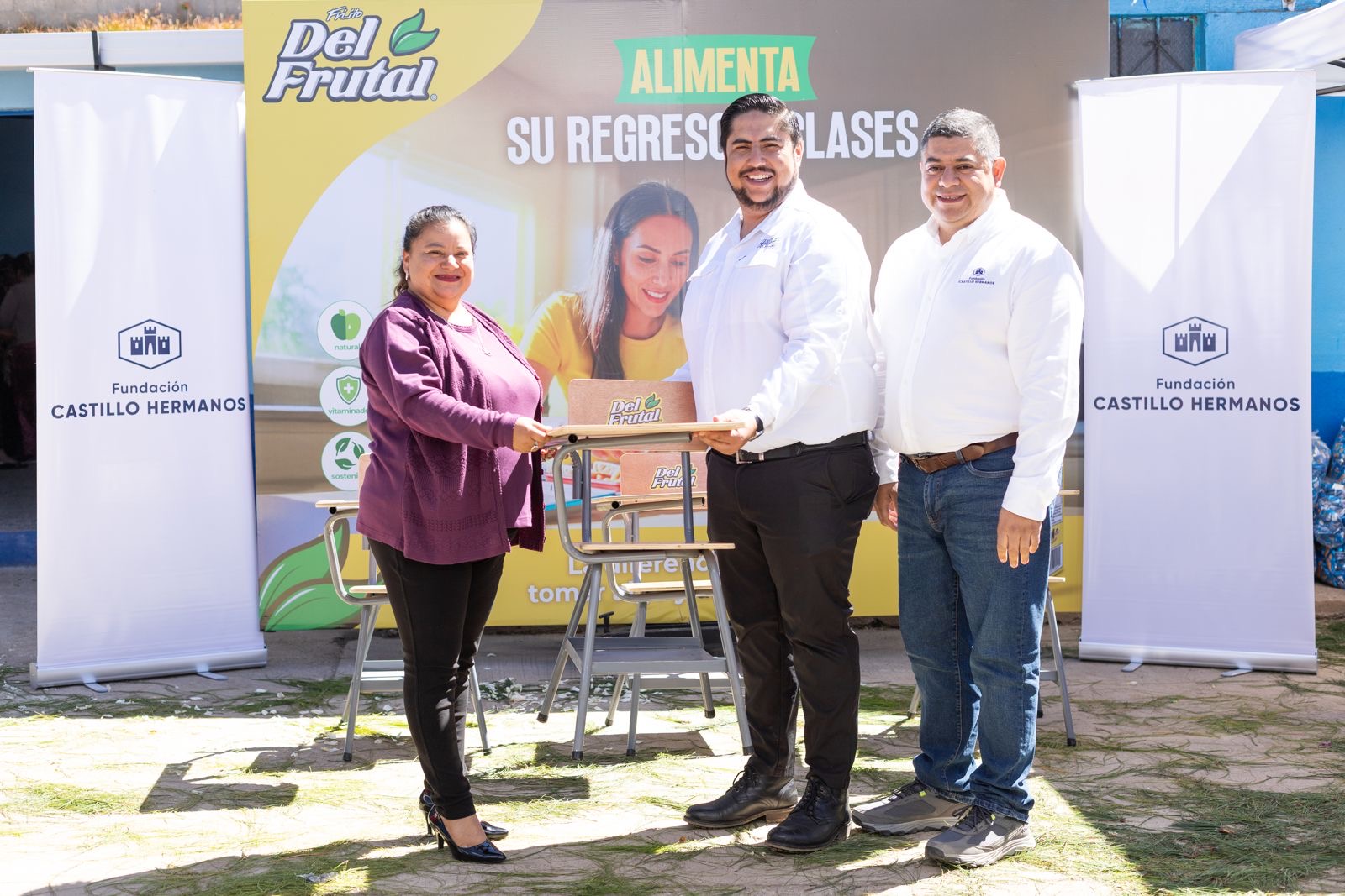 Del Frutal renueva su compromiso con la educación de Guatemala