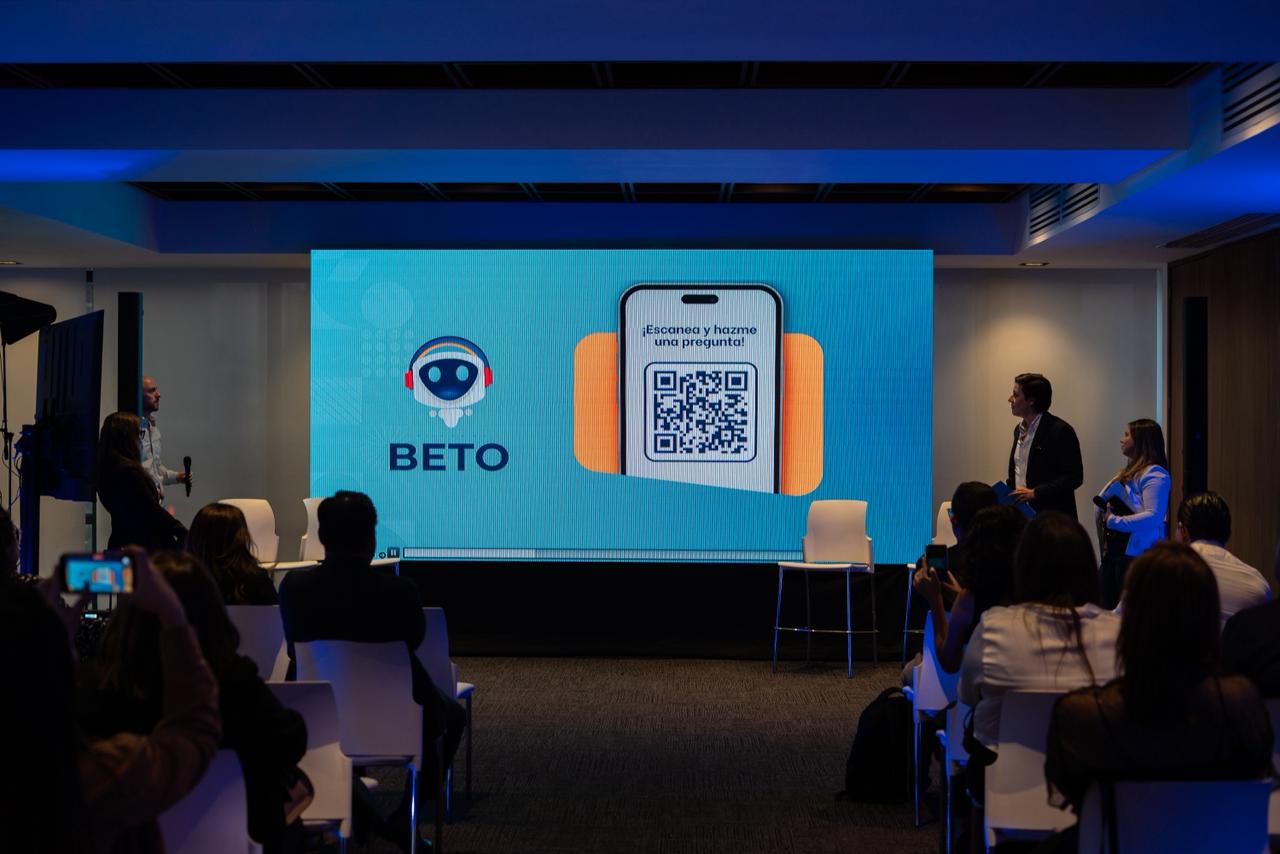 La Asociación Fintech de Guatemala realizó el Meetup “El reto de llegar” y presentó a BETO, el chatbot que impulsa la educación financiera