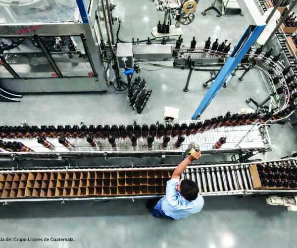 Grupo Cibest, a través de Bam y Bancolombia Panamá, financia expansión internacional del Grupo Licores de Guatemala