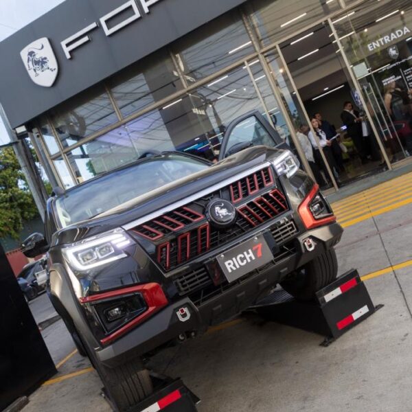 Forthing introduce en Guatemala su nuevo pick up Z9