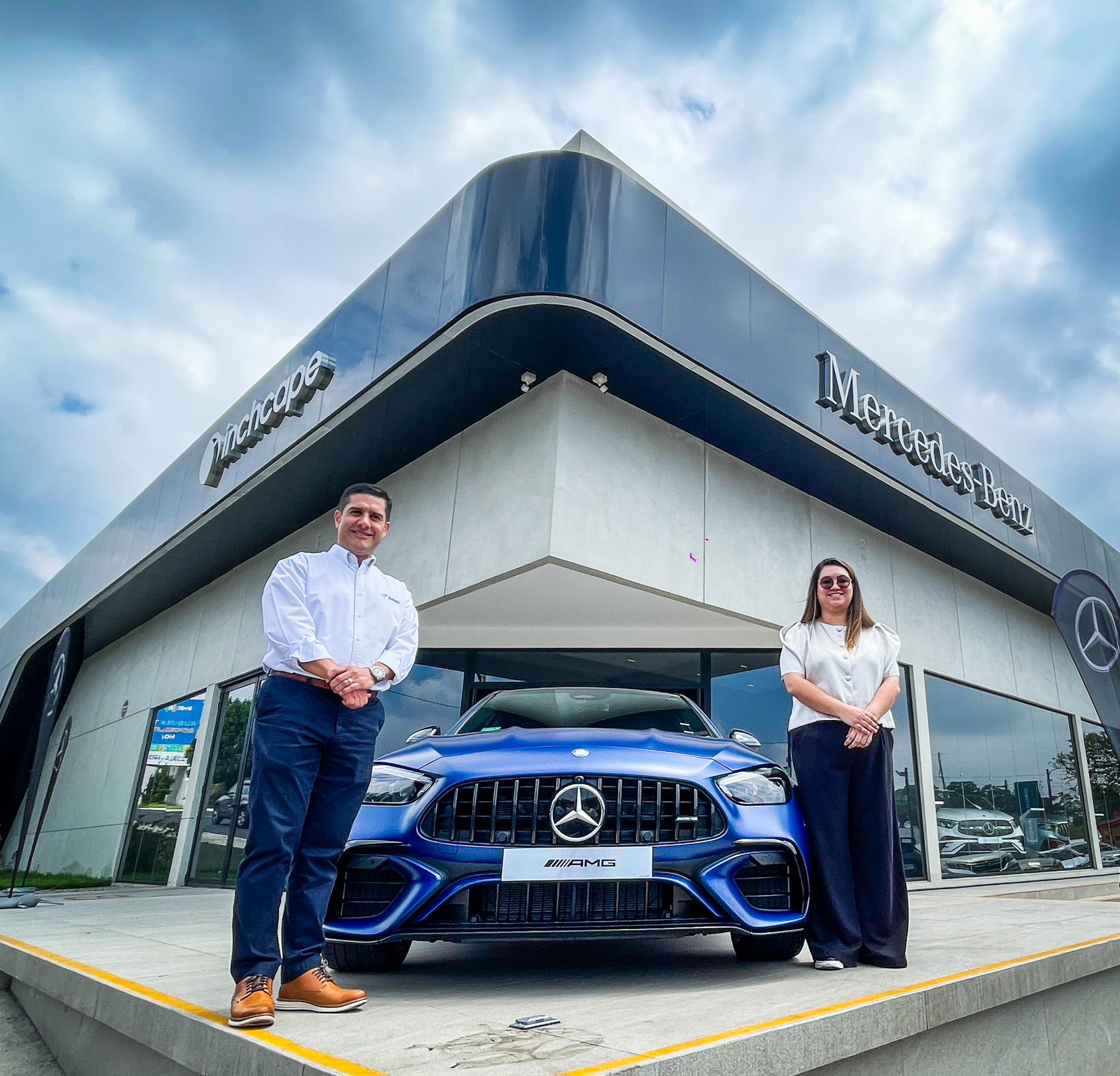 Mercedes-Benz y Gasolineras UNO presentan su alianza estratégica en el marco de los DreamDays
