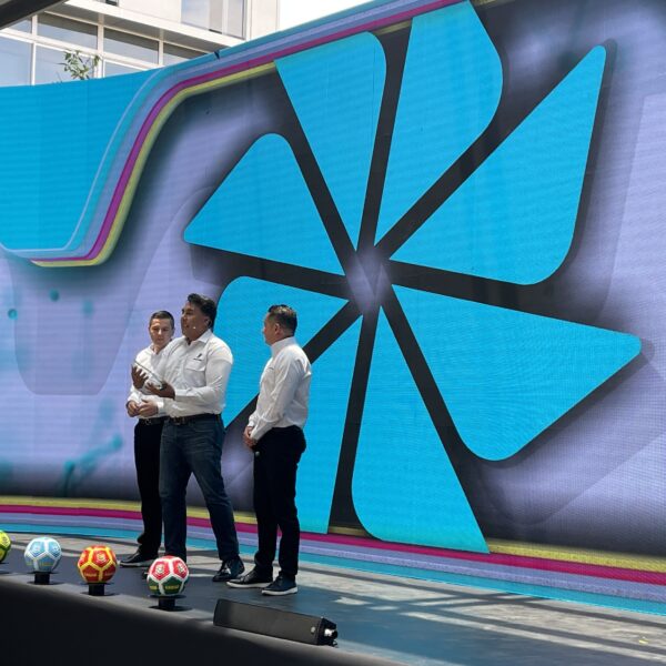 El álbum oficial de la Copa Mundial dela FIFA 2026™ llega a Guatemala