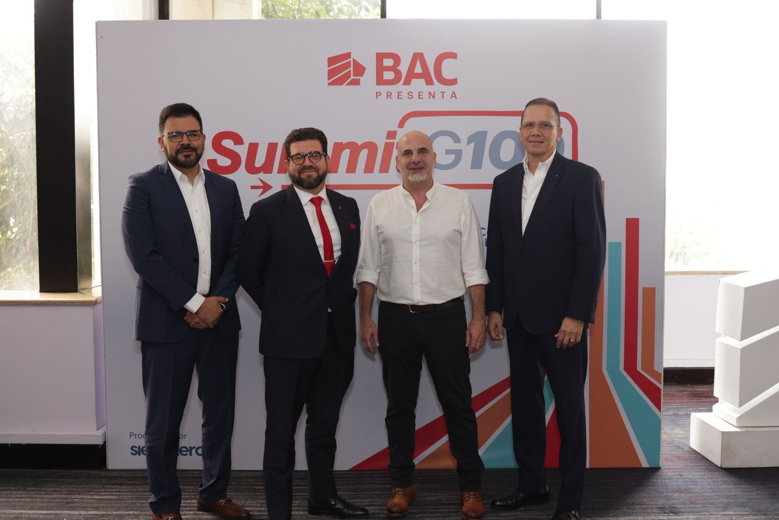 SUMMIT G100, de Empréndete G100, reunió a cientos de  Mipymes