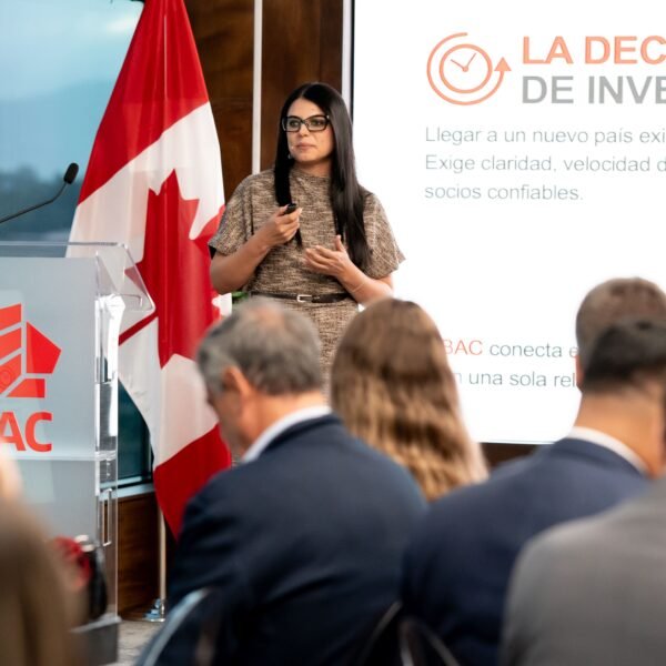 BAC y CANCHAM formalizan alianza para impulsar oportunidades de negocio entre Guatemala y Canada