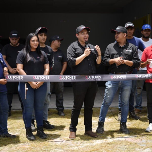 Clutches de Guatemala continúa su expansión y abre en Chiquimula su sucursal número 27