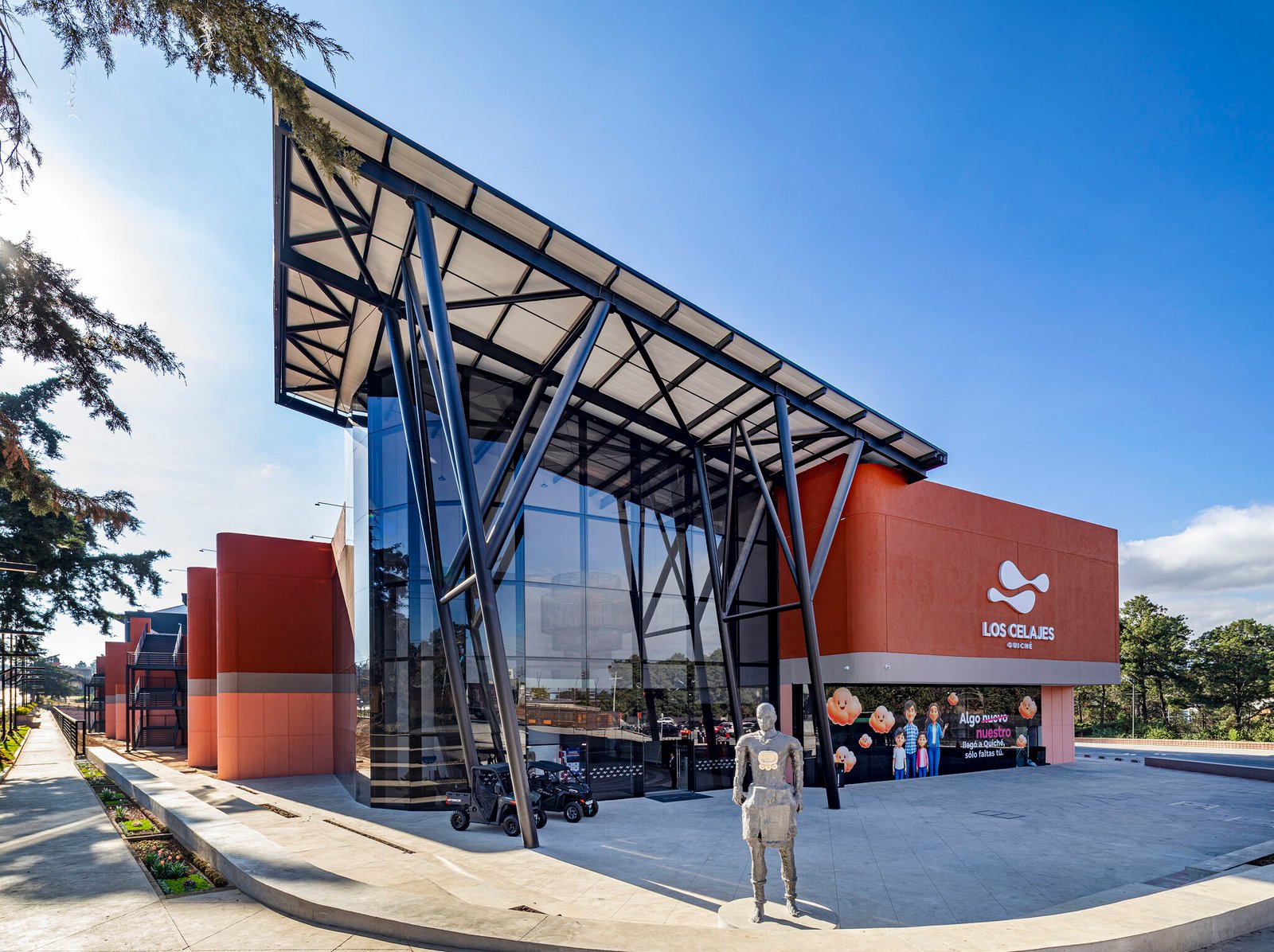 ÍNTEGRO gana plata en los Premios CLICC