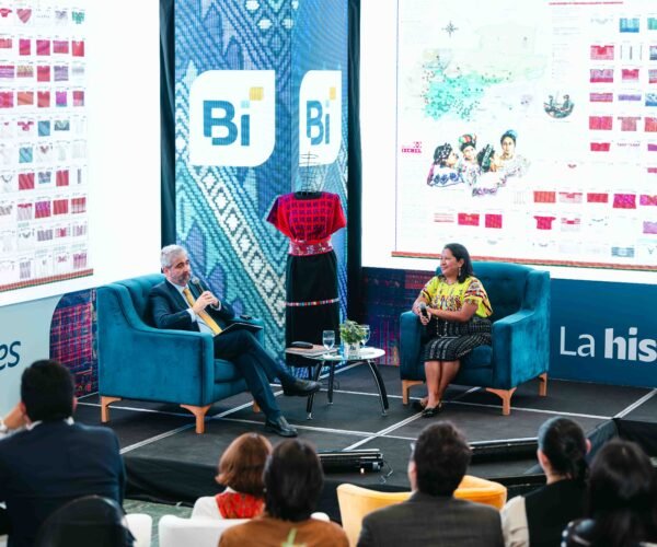 Banco Industrial y Museo Ixchel presentan “La historia detrás del Tejido”