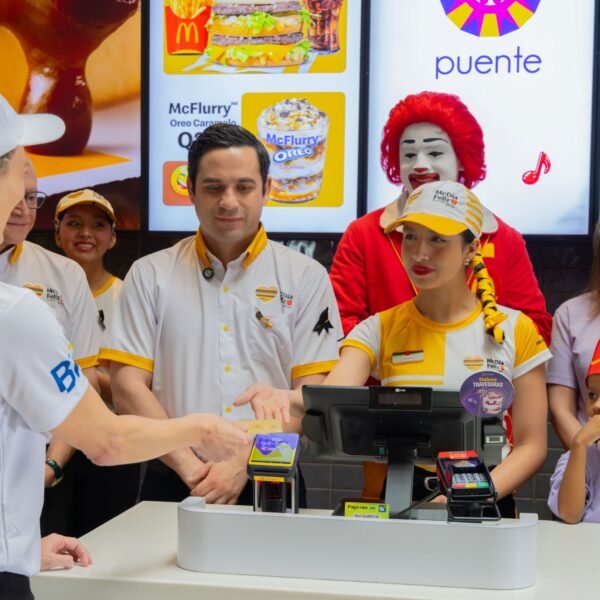 Hoy se celebra el McDía Feliz por los niños en los 127 restaurantes de McDonald’s en Guatemala