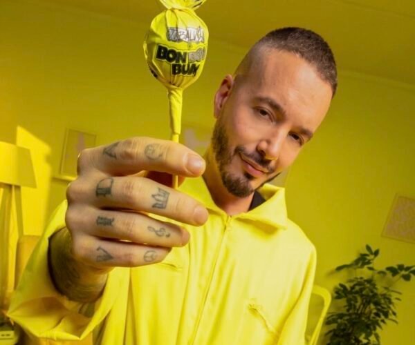 Bon Bon Bum y J Balvin se unen en una colaboración que llevará 55 millones de unidades a 15 países