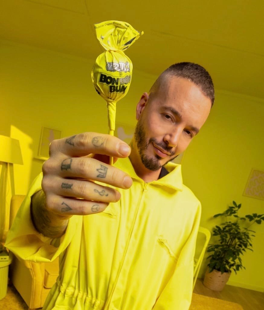 Bon Bon Bum y J Balvin se unen en una colaboración que llevará 55 millones de unidades a 15 países